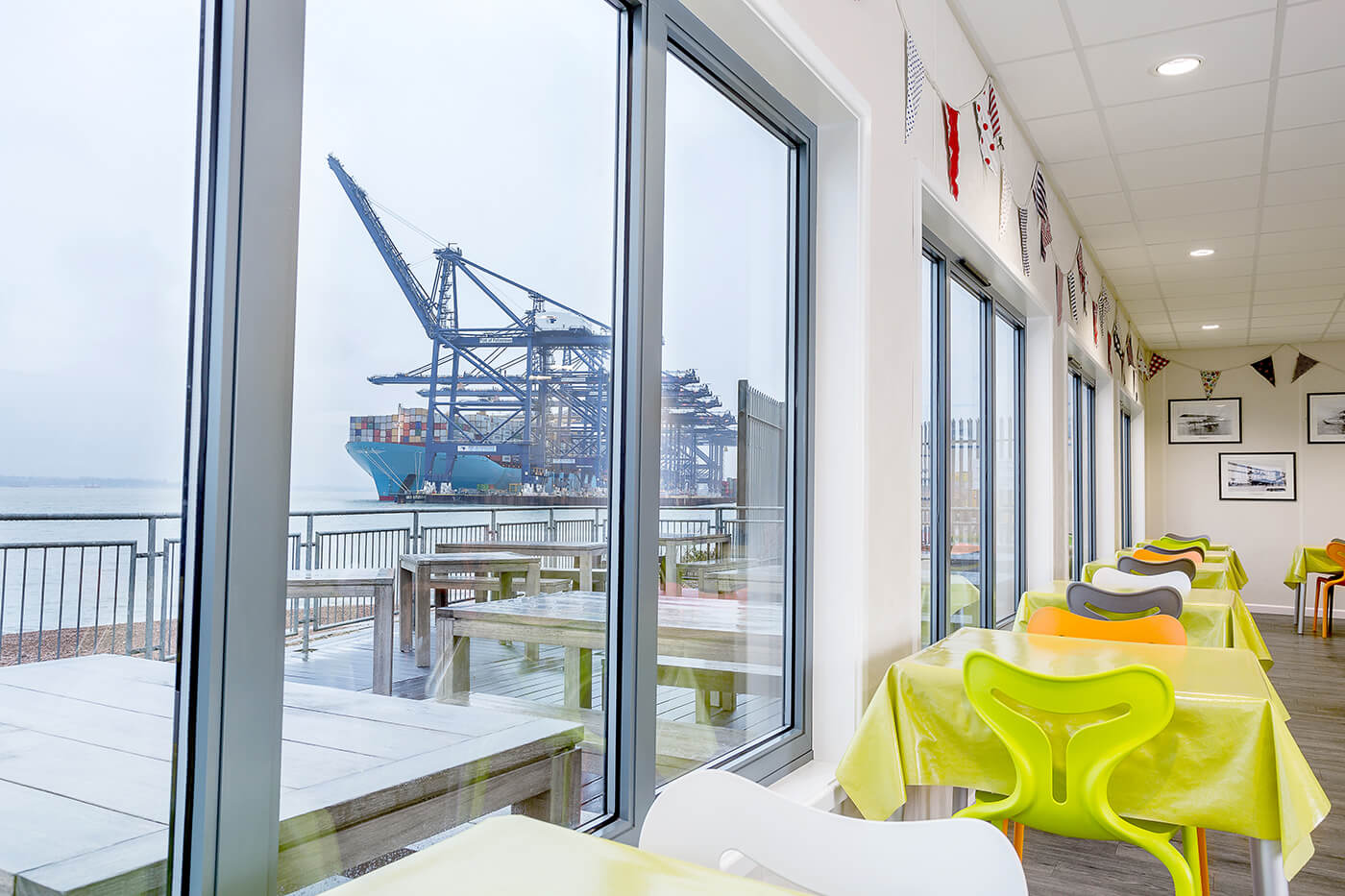 The-Viewpoint-Cafe-09